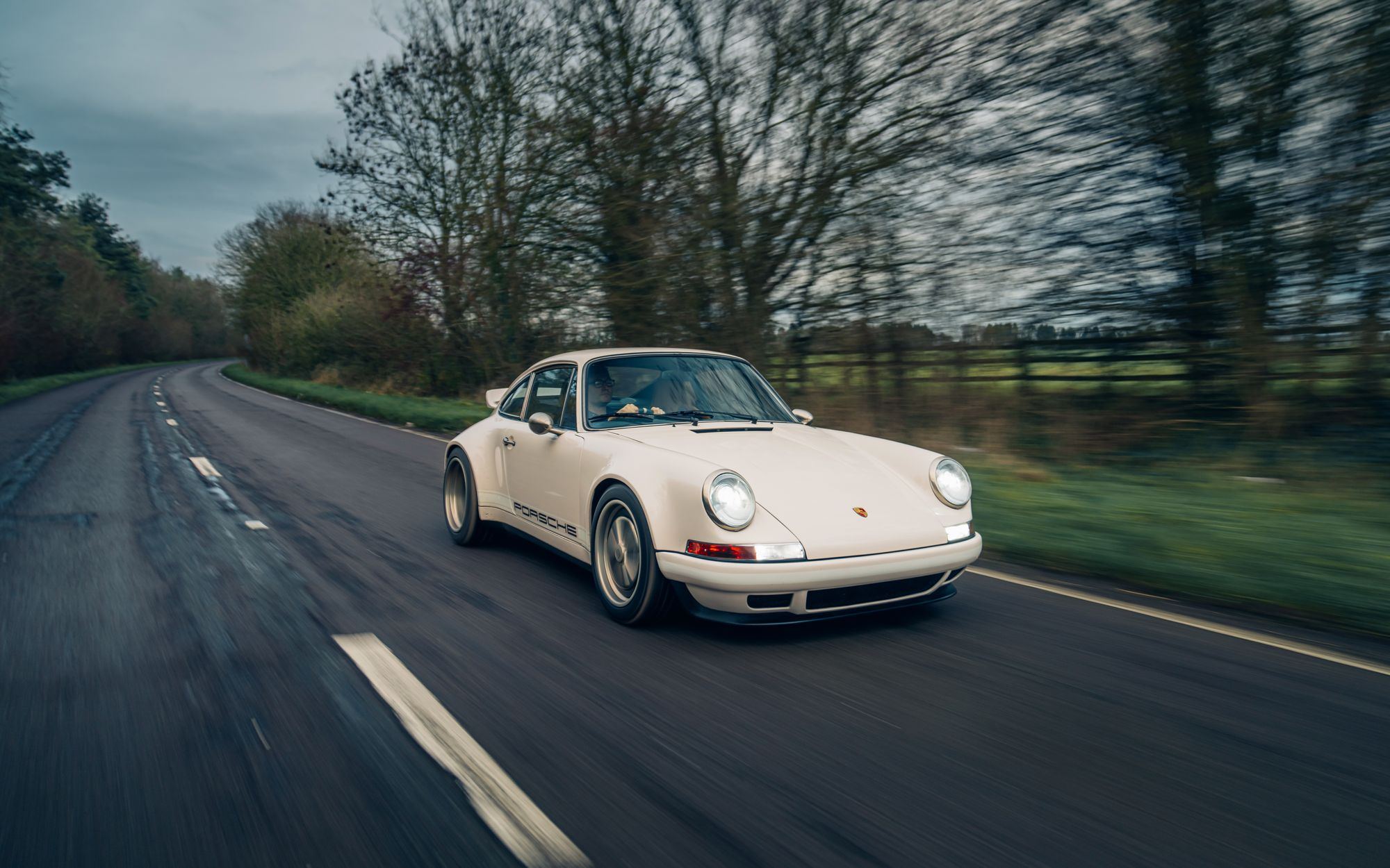 Cream Coupé, a Porsche 911 (964) reimagined by Theon Design