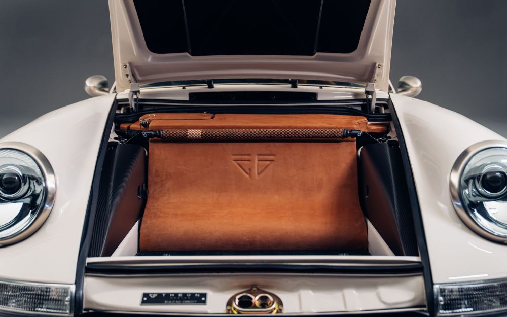 Cream Coupé, a Porsche 911 (964) reimagined by Theon Design: close-up of the tan leather front luggage compartment