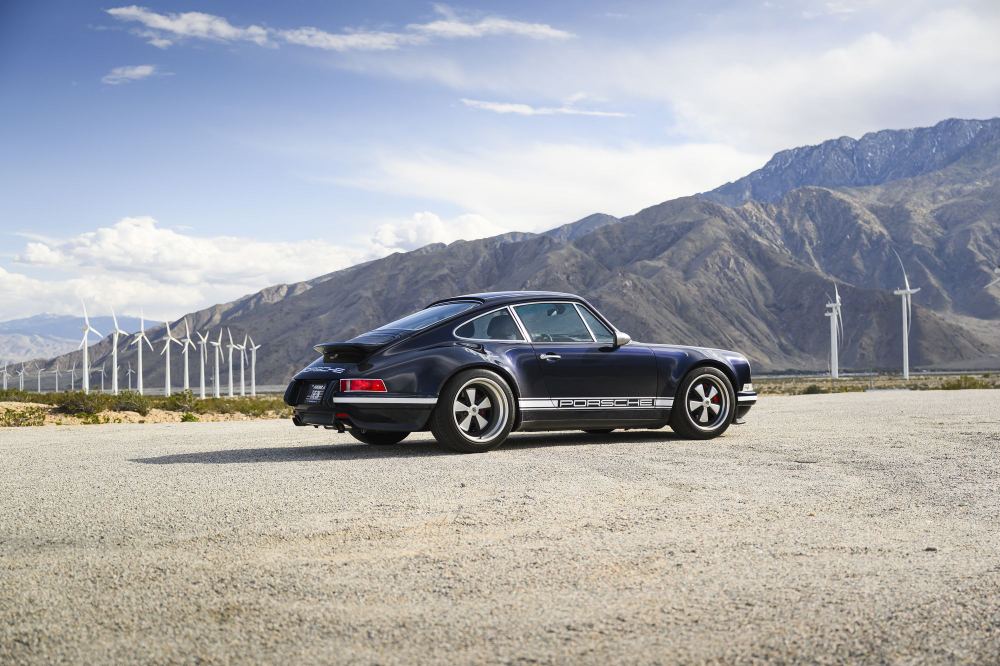 Midnight Blue Coupé, a Porsche 911 (964) reimagined by Theon Design, photograph 15