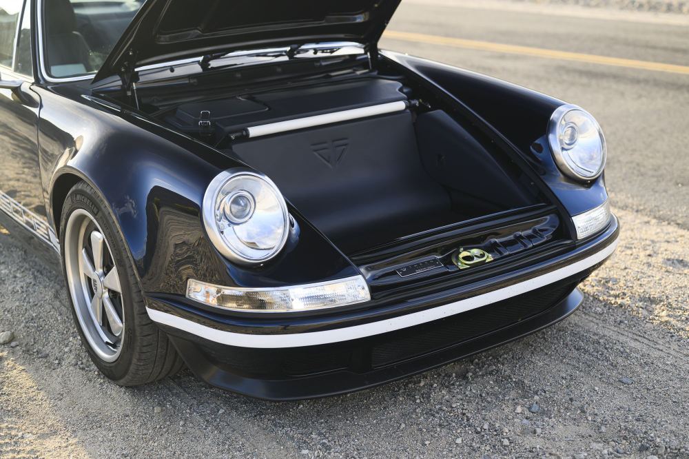 Midnight Blue Coupé, a Porsche 911 (964) reimagined by Theon Design, photograph 25