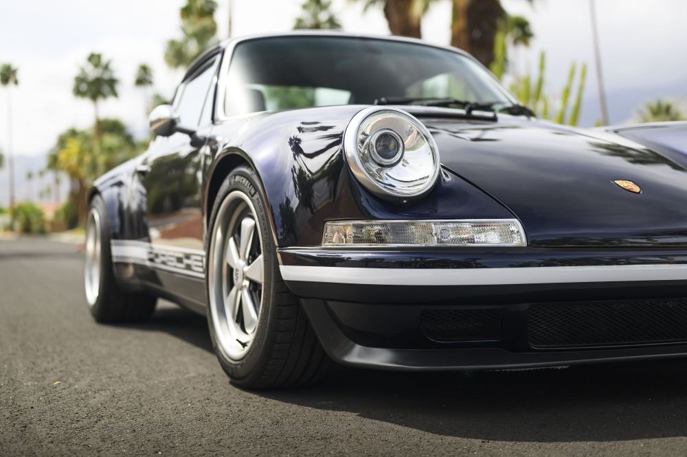 Midnight Blue Coupé, a Porsche 911 (964) reimagined by Theon Design, photograph 29