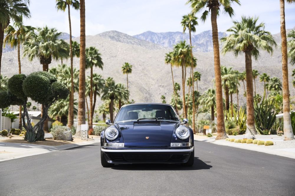 Midnight Blue Coupé, a Porsche 911 (964) reimagined by Theon Design, photograph 46