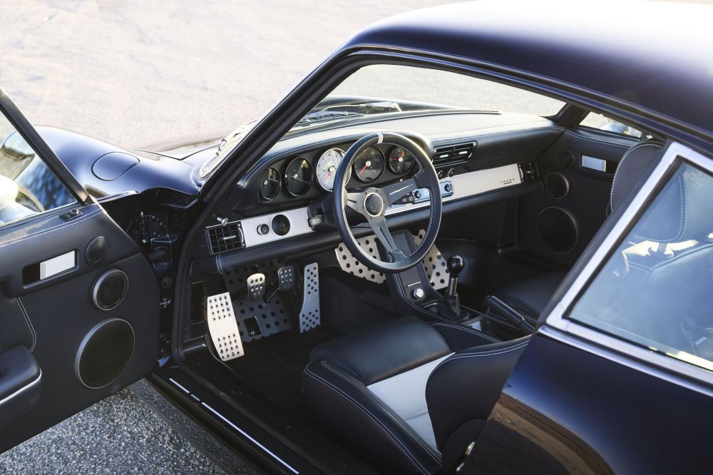 Midnight Blue Coupé, a Porsche 911 (964) reimagined by Theon Design, photograph 62