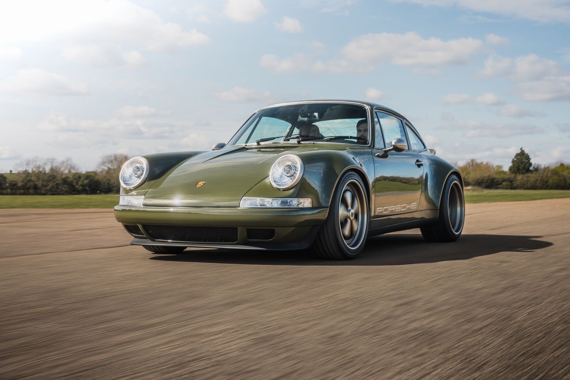 Olive Green Coupé, a Porsche 911 (964) reimagined by Theon Design