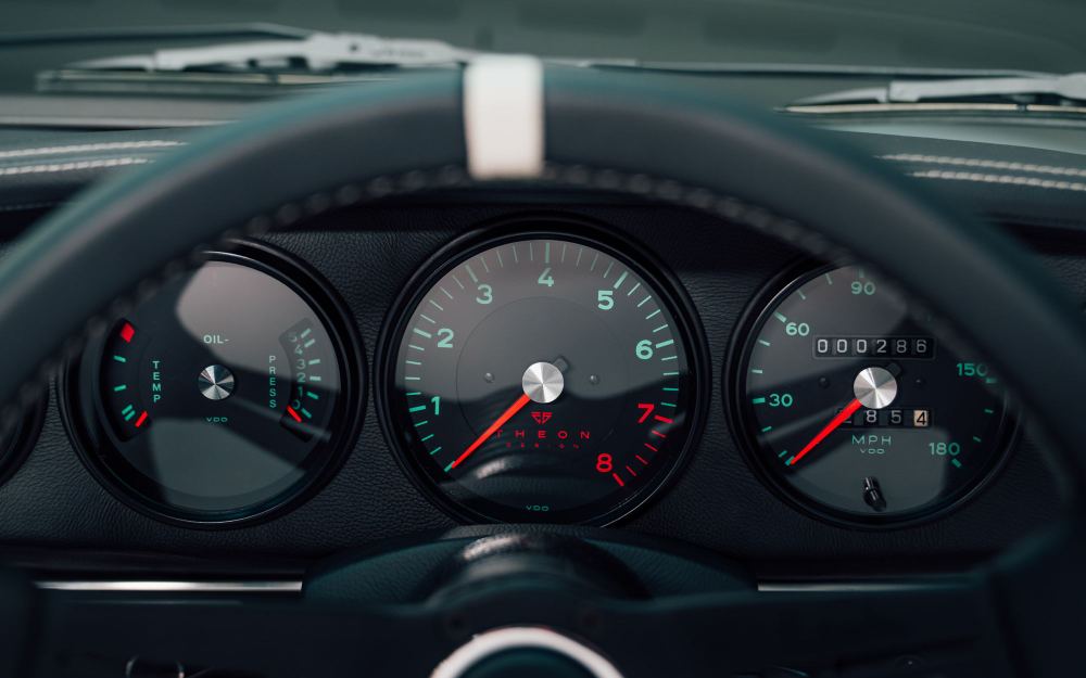Pale Blue Targa, a Porsche 911 (964) reimagined by Theon Design, photograph 32