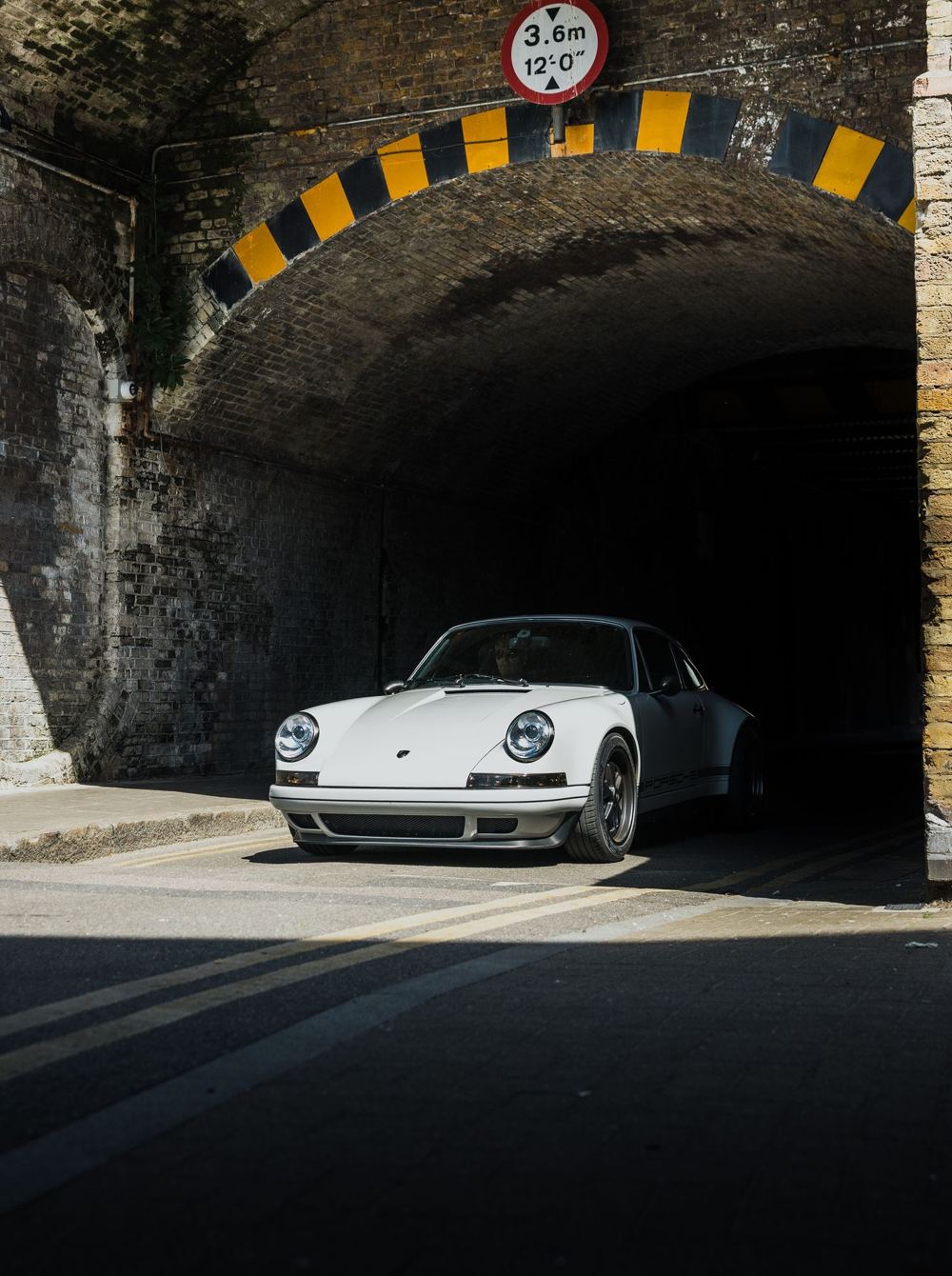 White Coupé, a Porsche 911 (964) reimagined by Theon Design, photograph 23