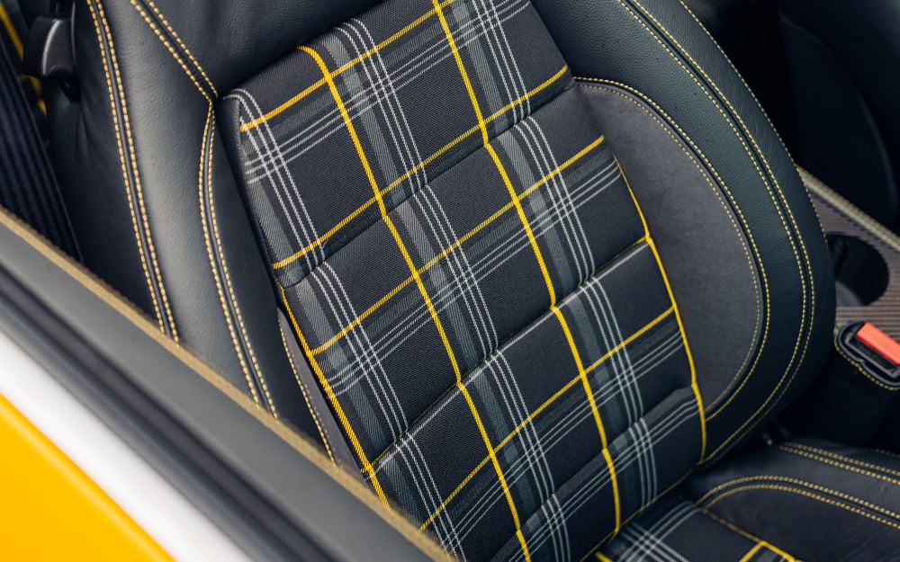 Yellow Targa, a Porsche 911 (964) reimagined by Theon Design, photograph 26