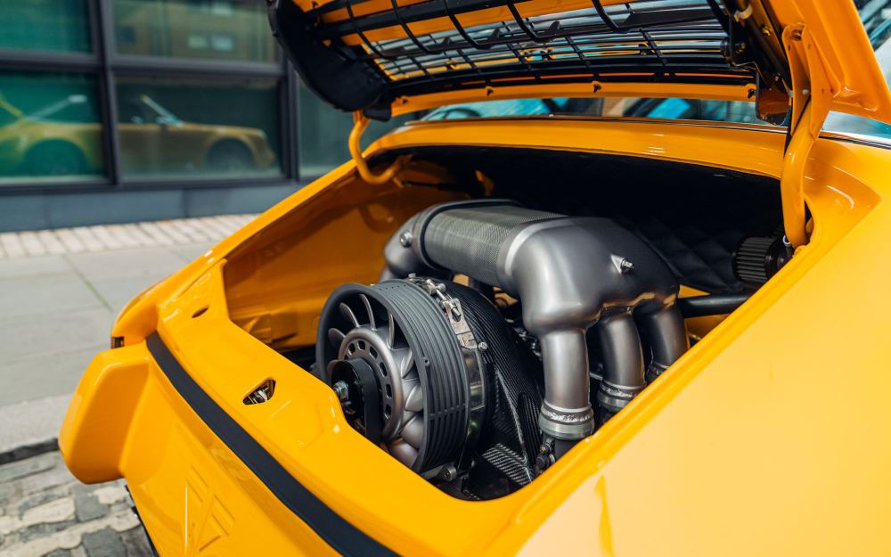 Yellow Targa, a Porsche 911 (964) reimagined by Theon Design, photograph 31